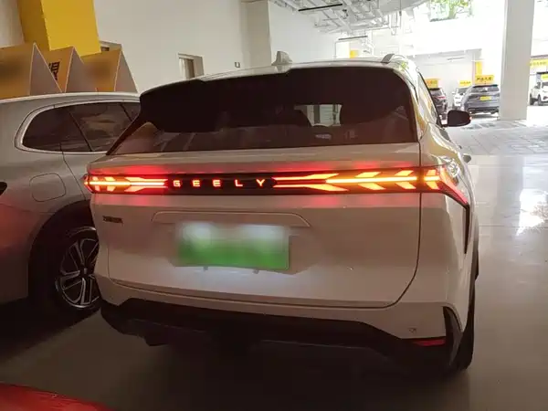 Geely Galaxy L7 2025