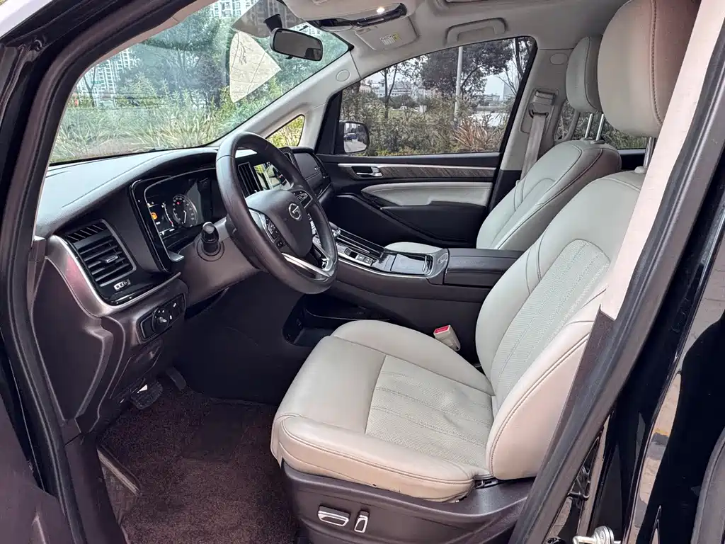 GAC Trumpchi M8 2022 — фото 10