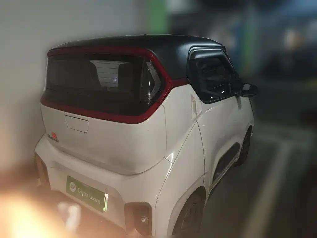 Baojun E200 2021