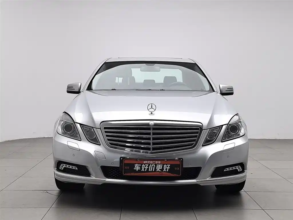 Mercedes-Benz E-Class 2010
