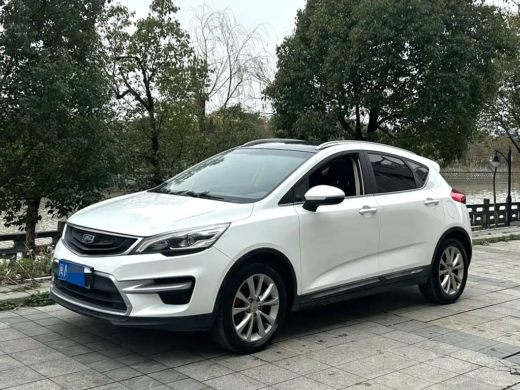 Geely Emgrand GS 2017 — фото 1