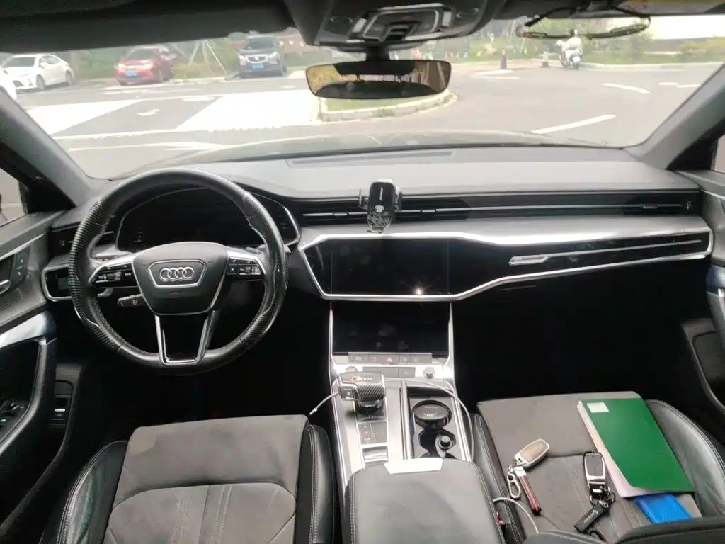 Audi A6L 2022 — фото 13