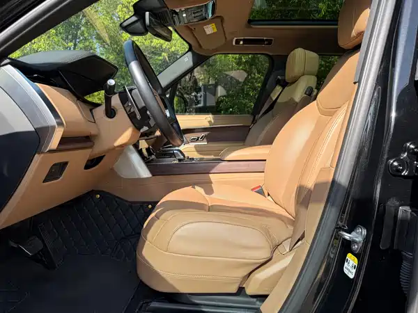 Land Rover Range Rover 2023