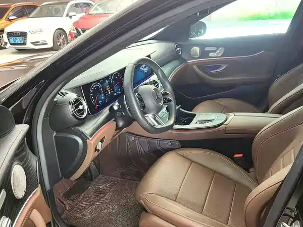 Mercedes-Benz E-Class 2023
