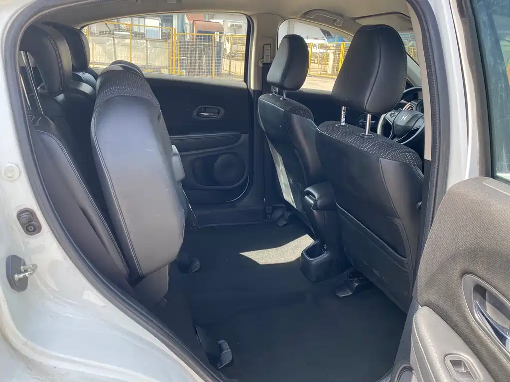 Honda Vezel 2015 — фото 15