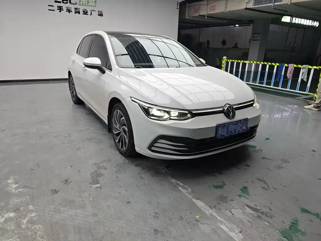 Volkswagen Golf 2022