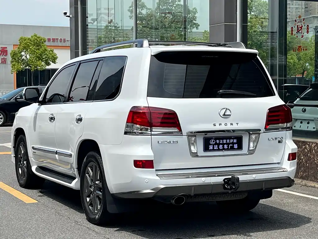Lexus LX 2015 — фото 3
