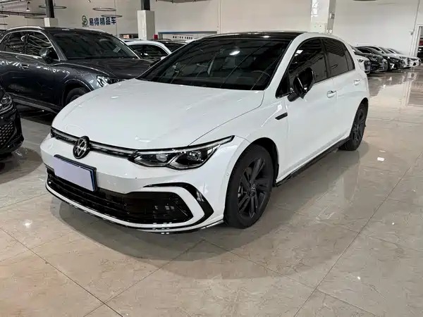 Volkswagen Golf 2022