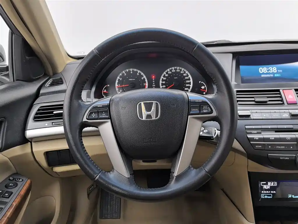 Honda Accord 2011 — фото 11