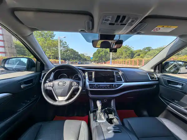 Toyota Highlander 2018