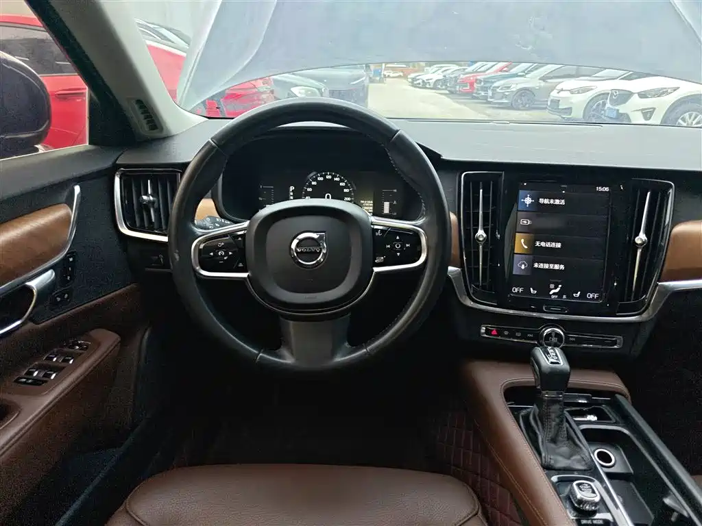 Volvo S90 2019 — фото 11
