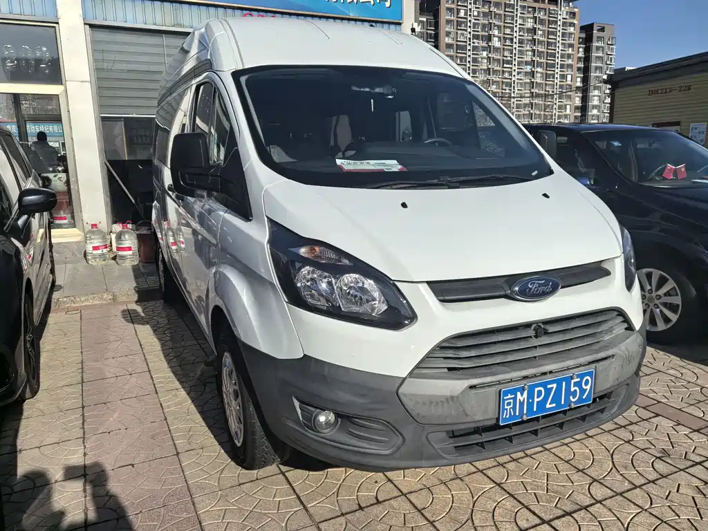Ford Transit 2020 — фото 1