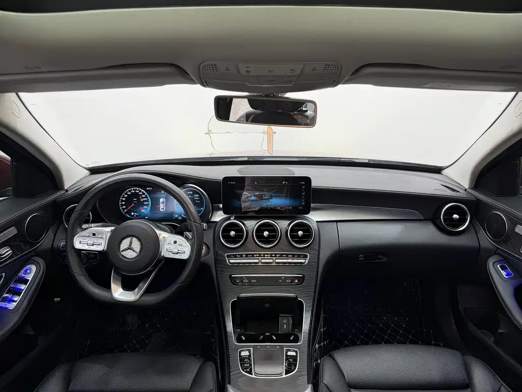 Mercedes-Benz C-Class 2019 — фото 4