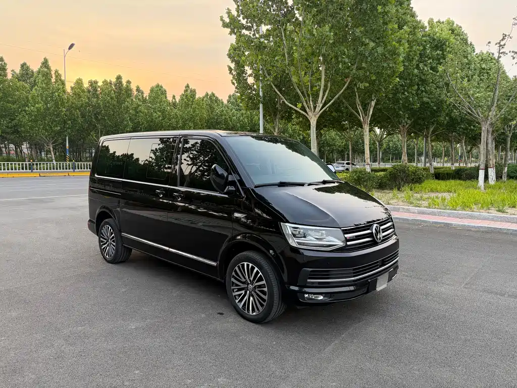 Volkswagen Multivan 2020 — фото 3