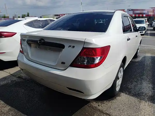 BYD F3 2015