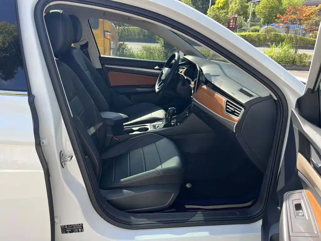 Volkswagen Bora 2024