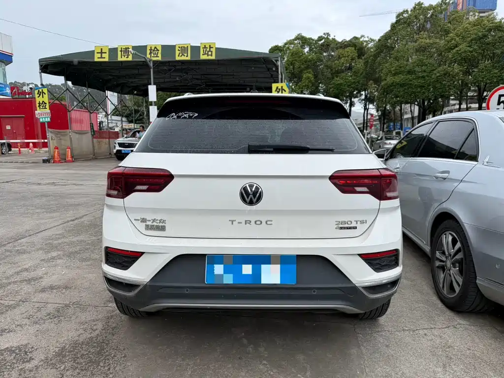 Volkswagen T-Roc 2022 — фото 11