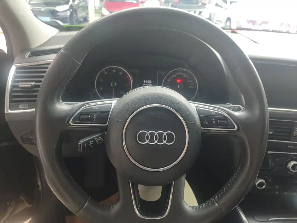 Audi Q5 2015 — фото 6