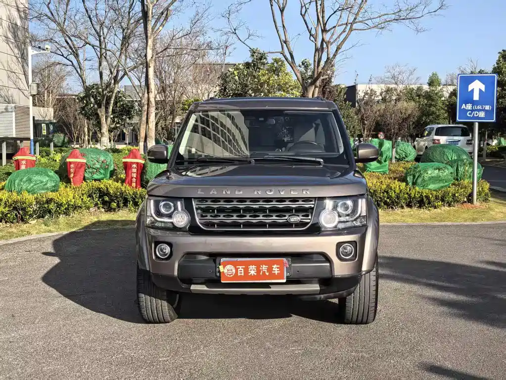 Land Rover Discovery 2017 — фото 2