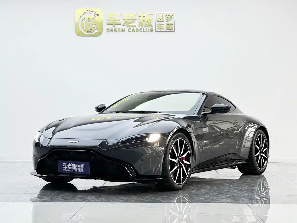 Aston Martin V8 Vantage 2020 — фото 1
