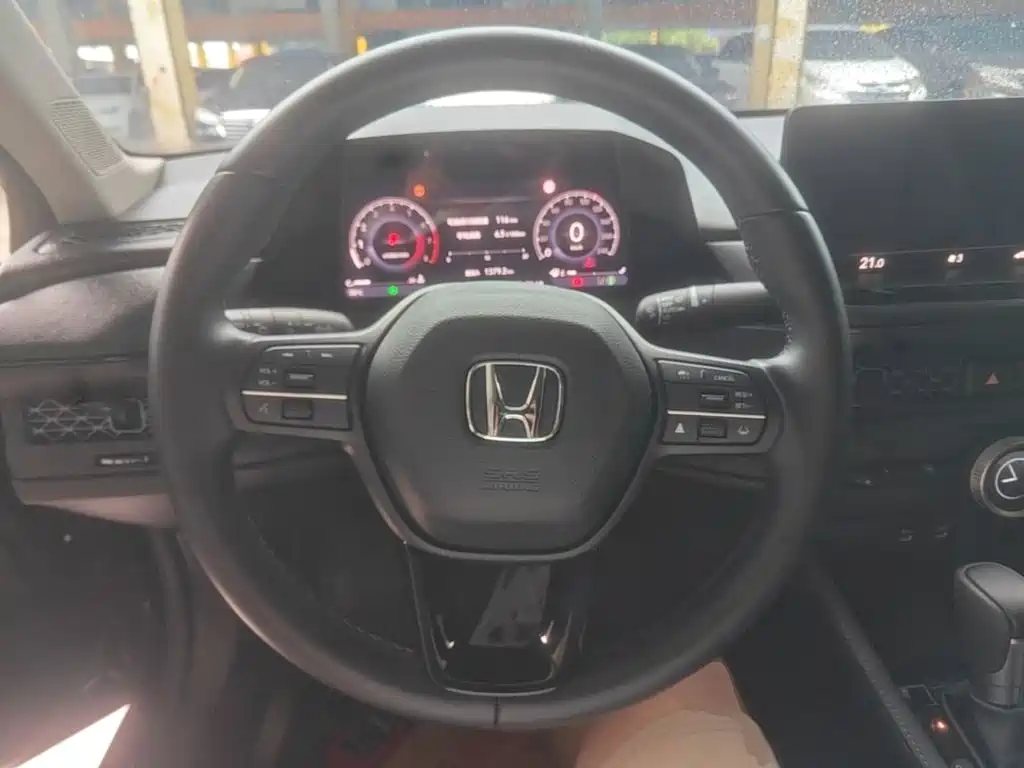 Honda Accord 2025 — фото 11