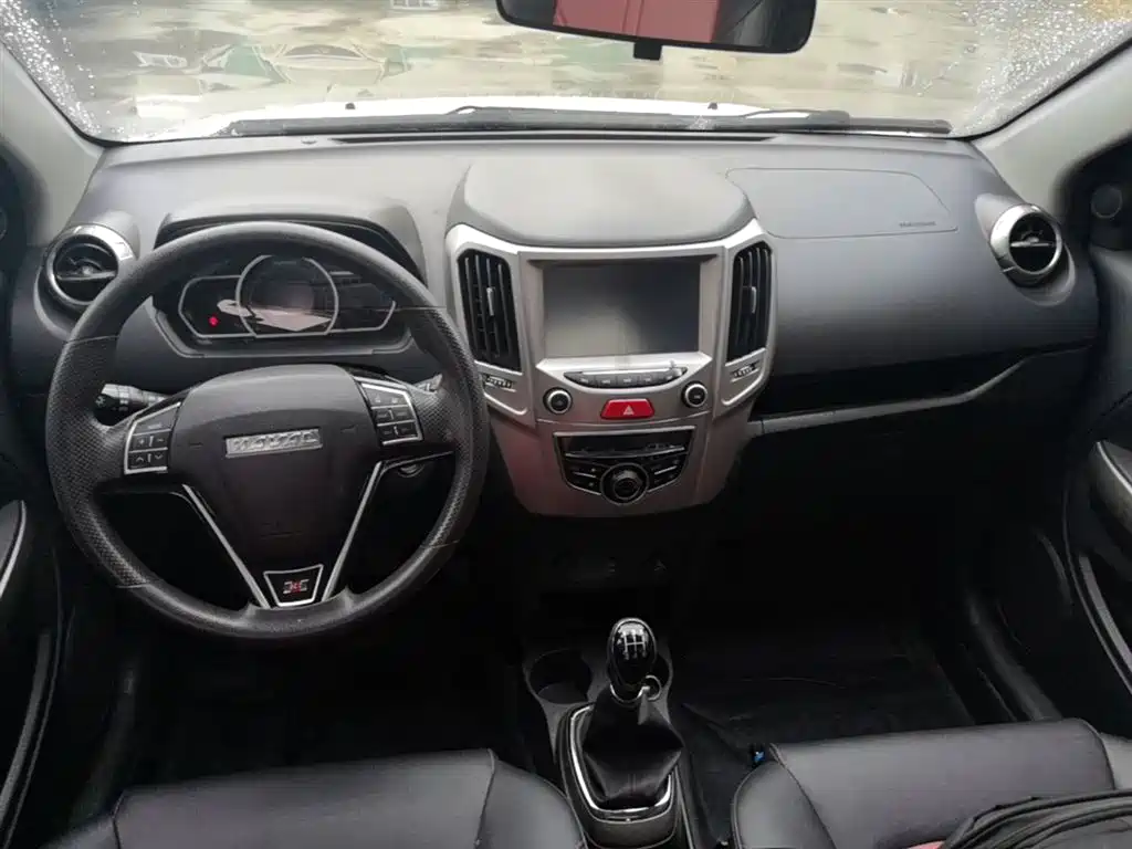 Haval H1 2016 — фото 10