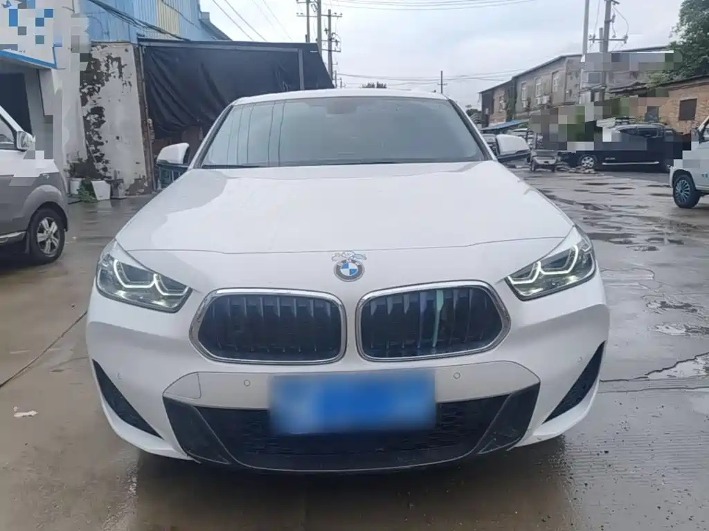BMW X2 2022 — фото 3