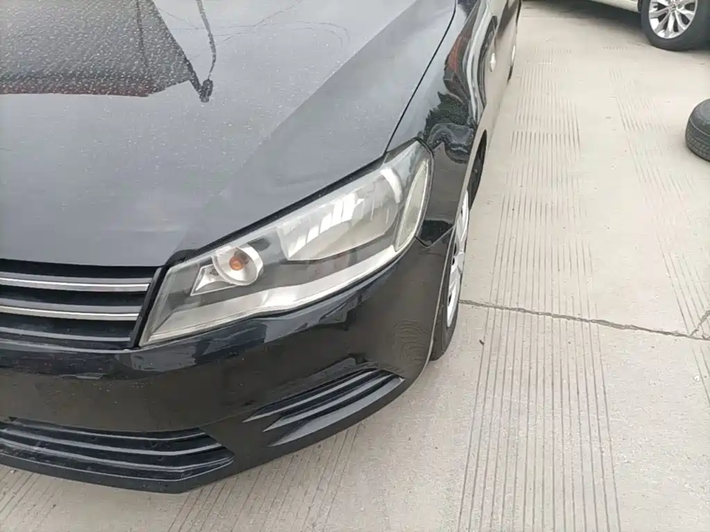 Volkswagen Jetta 2015 — фото 24