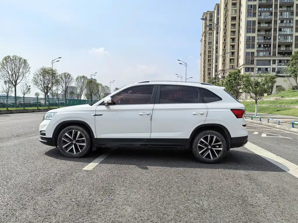Skoda Kamiq 2021 — фото 9