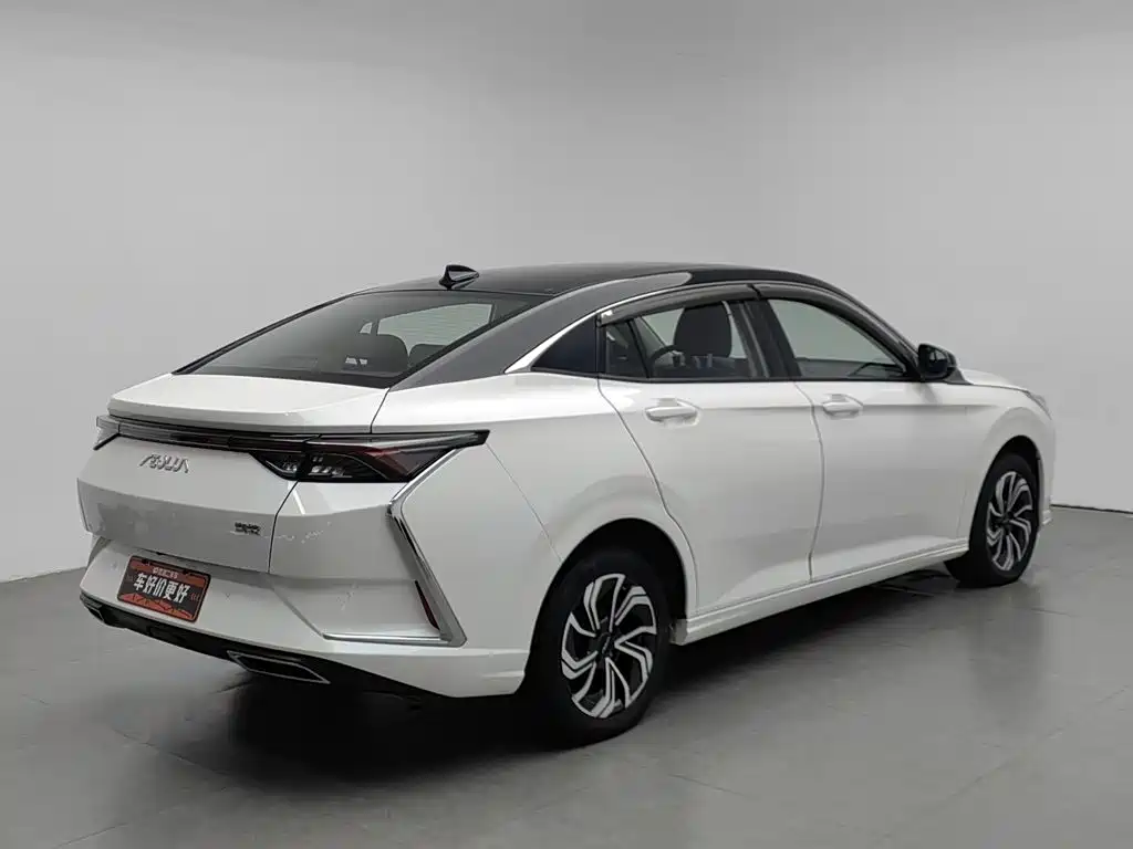 Dongfeng Yixuan 2022