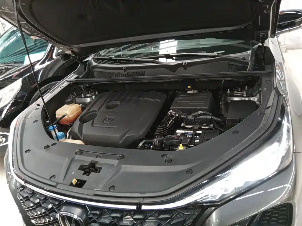 Changan CS75 PLUS 2021 — фото 20