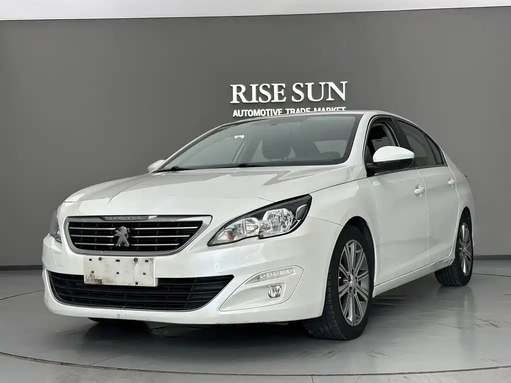 Peugeot 408 2015 — фото 1
