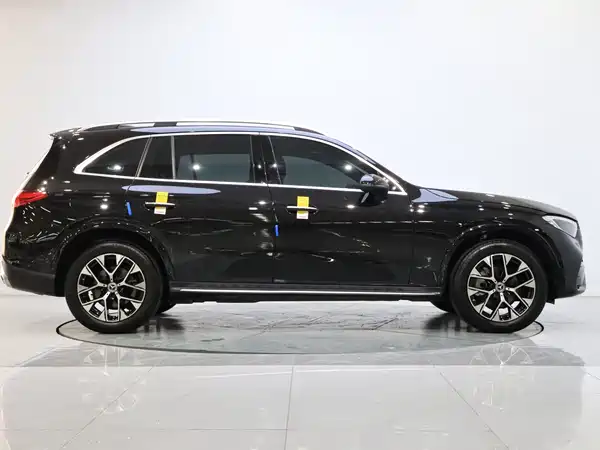 Mercedes-Benz GLC 2024