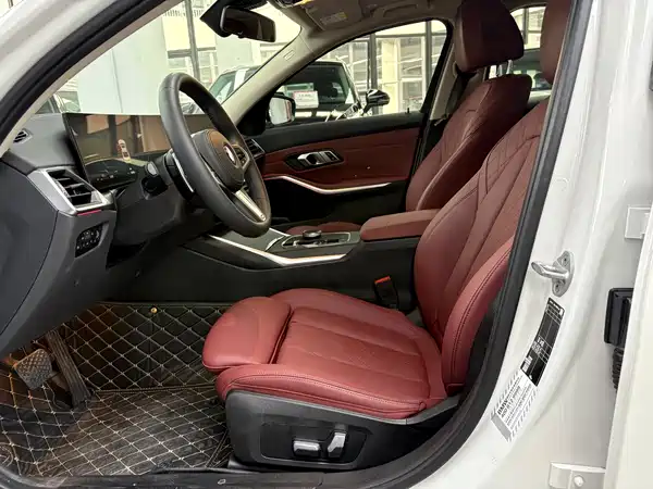 BMW 3 Series 2023