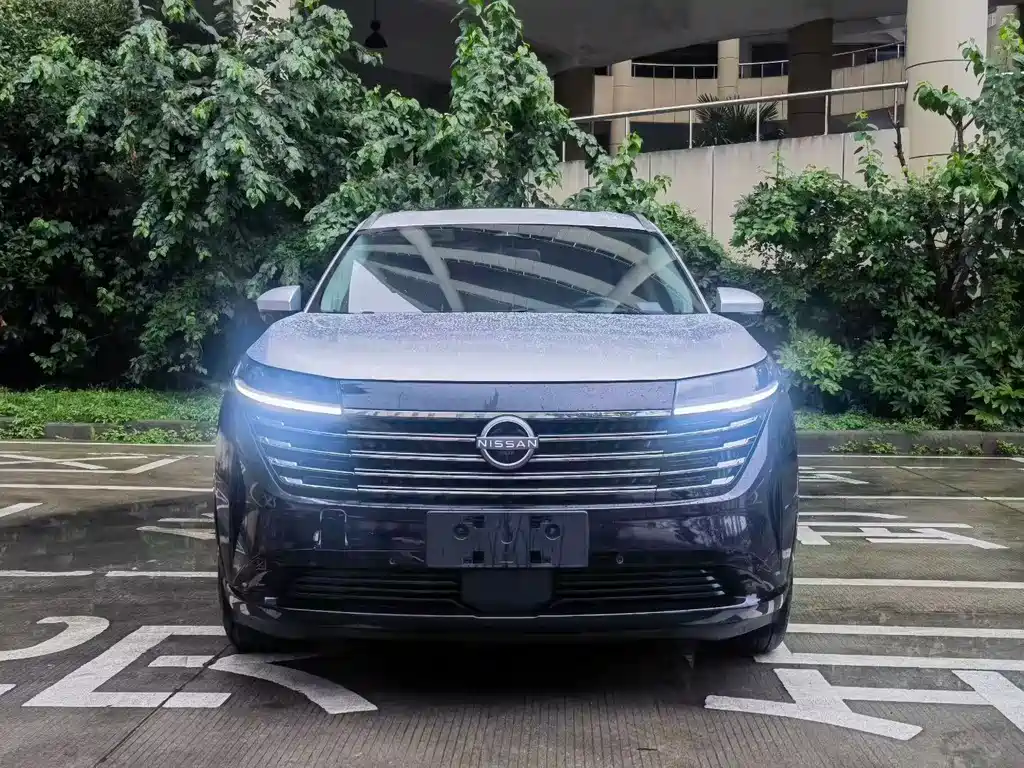 Nissan Teramont 2024