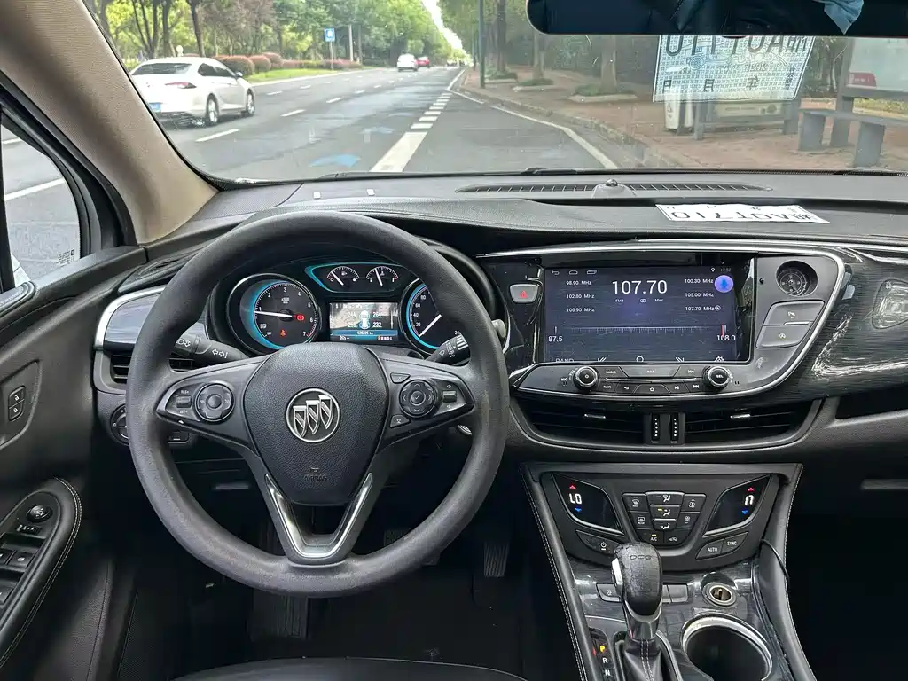 Buick Envision Plus 2016 — фото 9