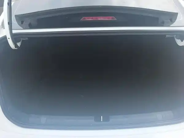 Geely Emgrand 2024