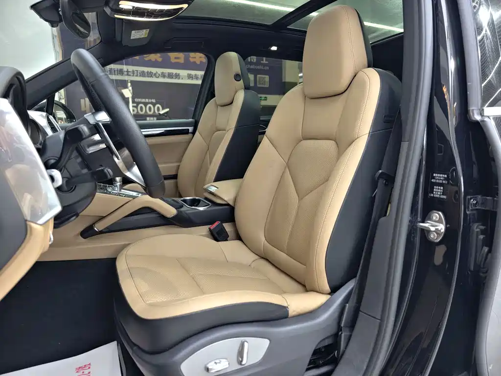 Porsche Cayenne 2015 — фото 16