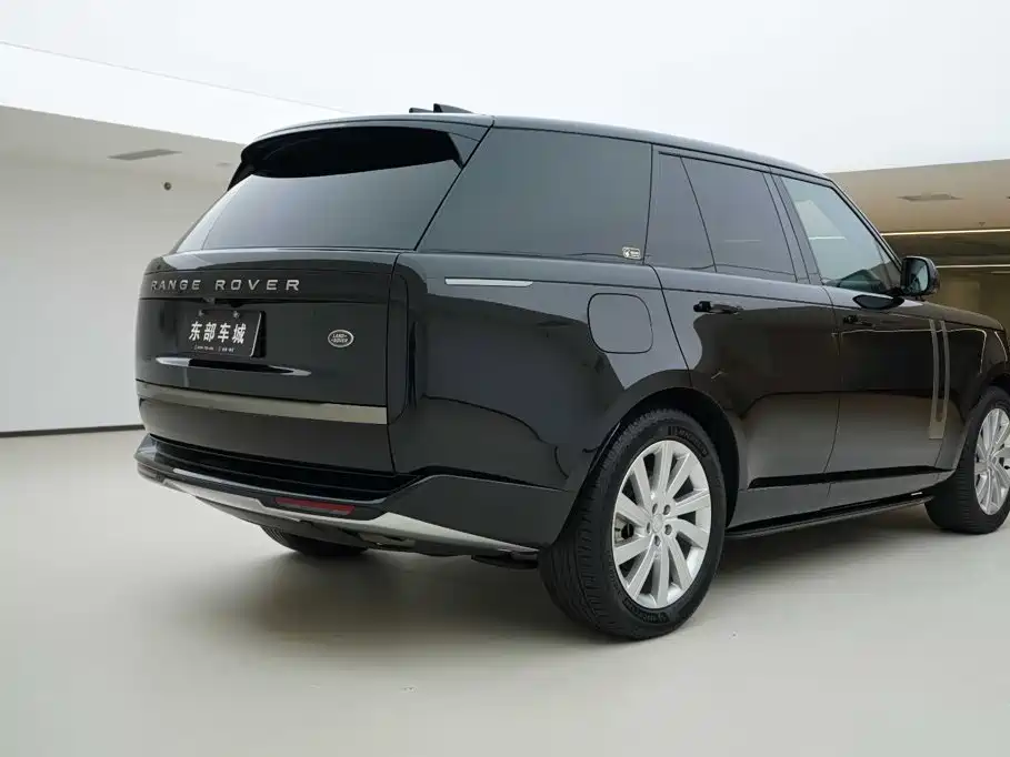 Land Rover Range Rover 2023 — фото 7