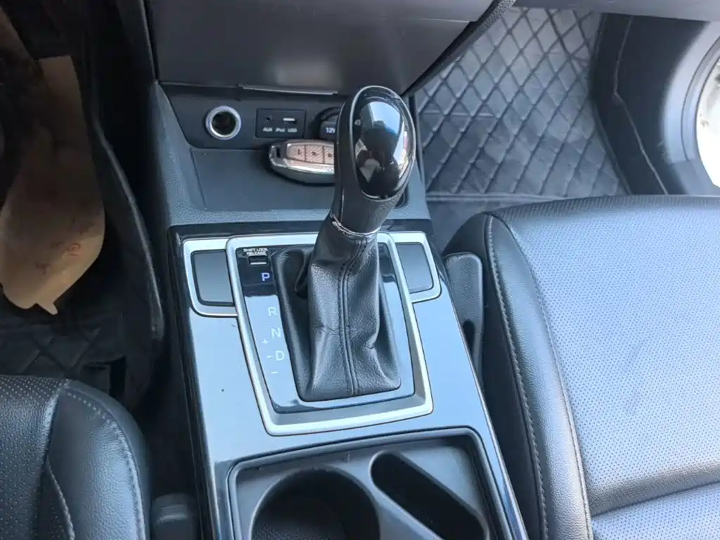 Hyundai Mistra 2015 — фото 14