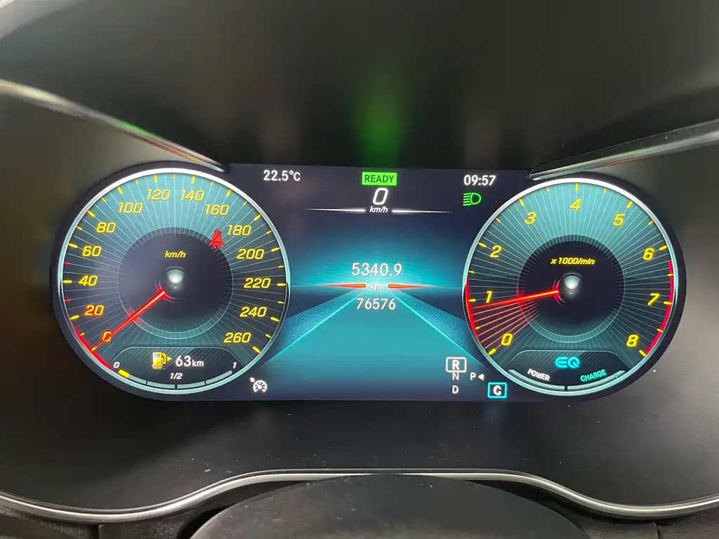 Mercedes-Benz C-Class 2020 — фото 20