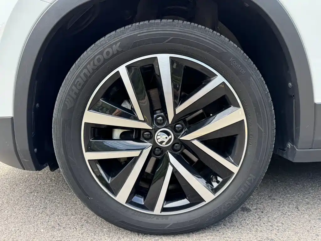 Skoda Kamiq 2023 — фото 14