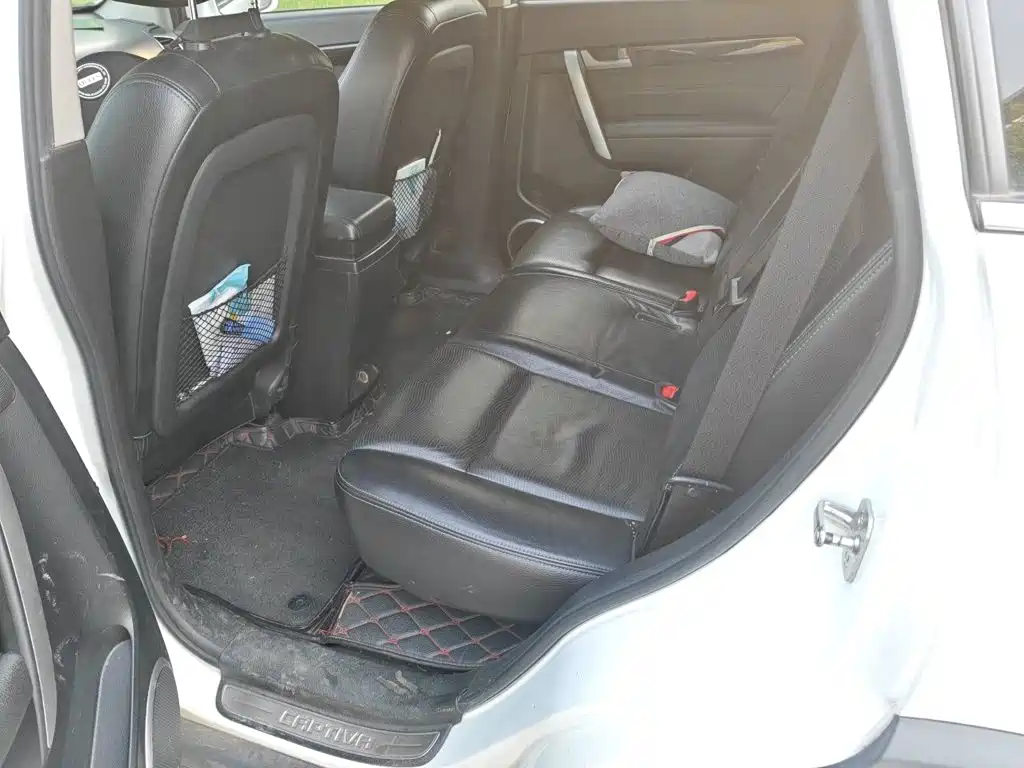 Chevrolet Captiva 2015 — фото 14