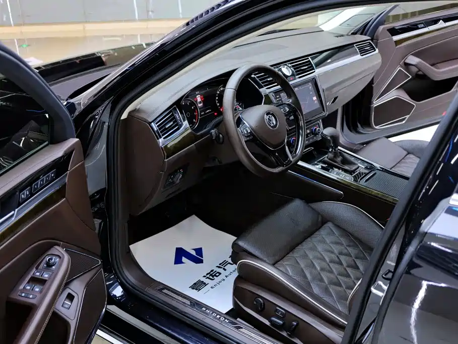 Volkswagen Phideon 2019 — фото 16