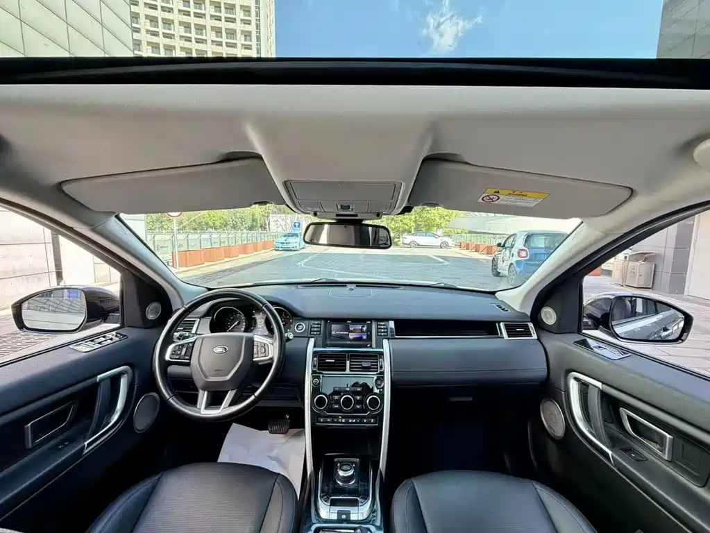 Land Rover Discovery Sport 2018 — фото 4