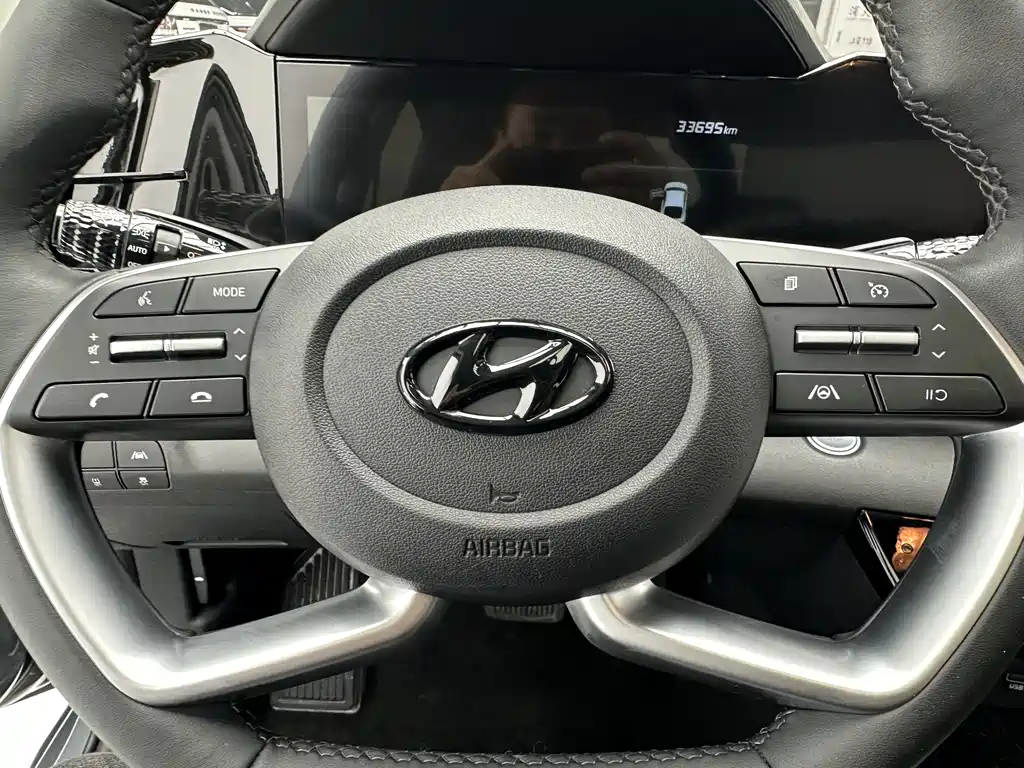 Hyundai Elantra 2022 — фото 15