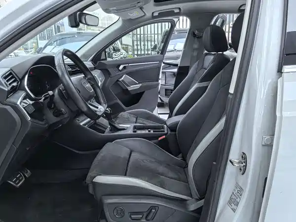 Audi Q3 2022