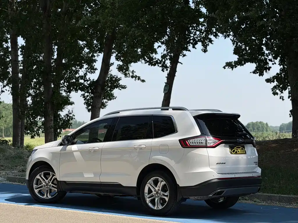 Ford Edge 2017 — фото 4