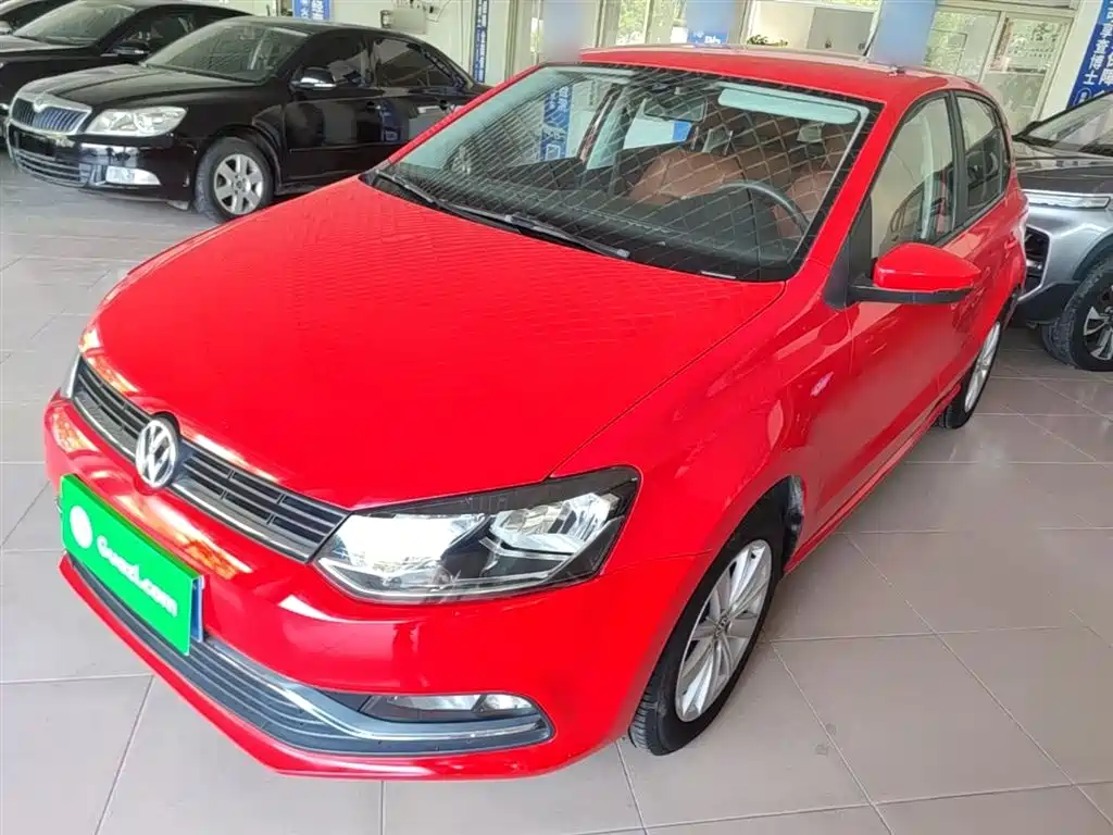 Volkswagen Polo 2015 — фото 2