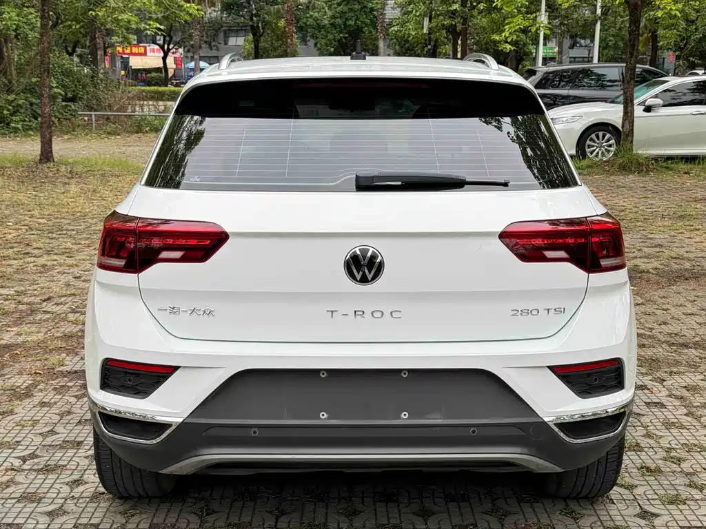 Volkswagen T-Roc 2022 — фото 5